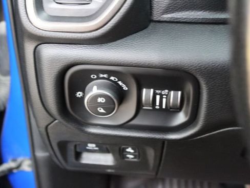 Used 2021 RAM 1500 Sport w/ Advanced Safety Group AWD/4WD image 15