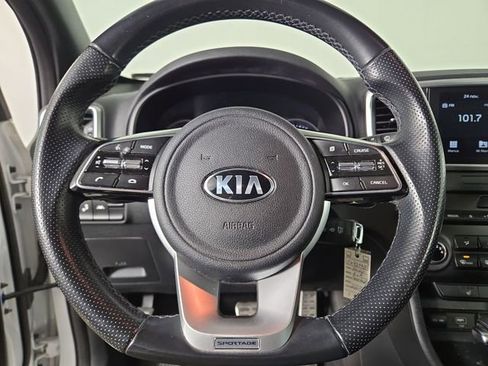 Certified 2020 Kia Sportage S image 23