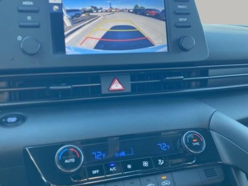 New 2026 Hyundai Elantra Sport FWD image 15
