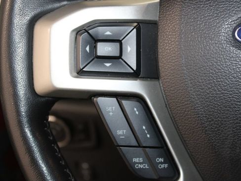 Used 2022 Ford F250 Lariat w/ Lariat Ultimate Package AWD/4WD image 46