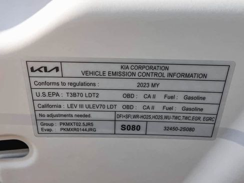 Certified 2023 Kia Sorento S image 27