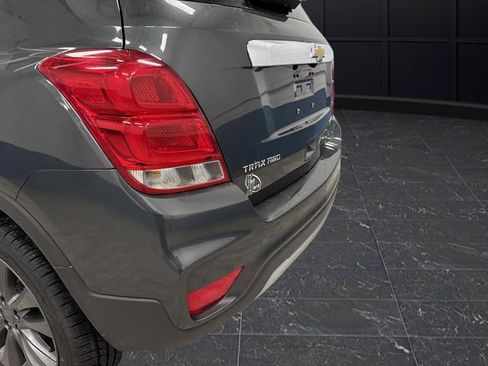 Used 2020 Chevrolet Trax Premier image 32