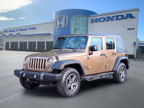 Used 2015 Jeep Wrangler Unlimited Sport AWD/4WD image 1