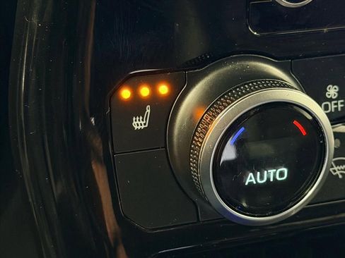 Used 2023 Toyota Highlander XLE image 22