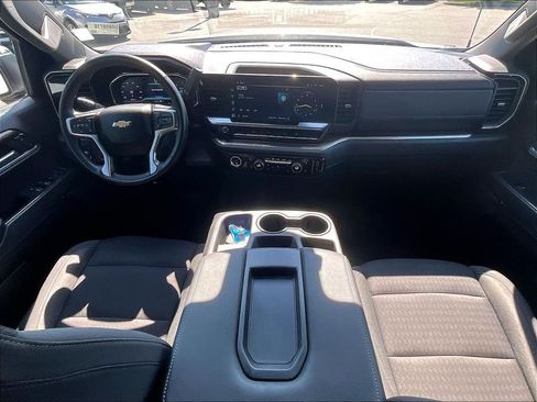 Used 2023 Chevrolet Silverado 1500 LT AWD/4WD image 21