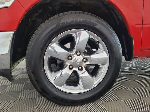 Used 2018 RAM 1500 Classic SLT AWD/4WD image 31