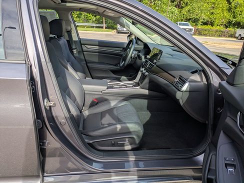 Used 2019 Honda Accord EX-L image 38