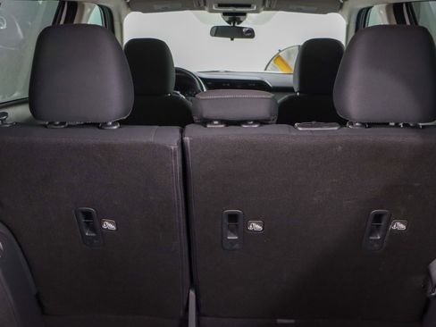 Used 2023 Nissan Kicks SV image 28