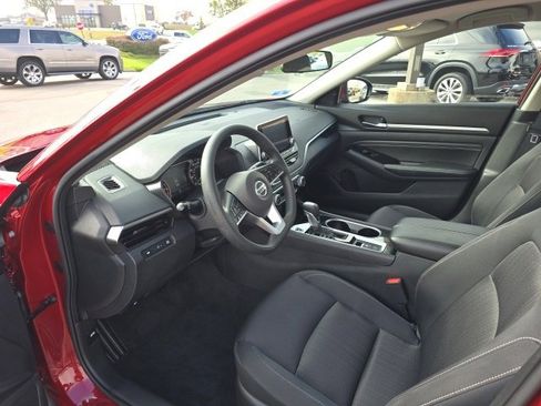 Used 2021 Nissan Altima 2.5 SV image 10