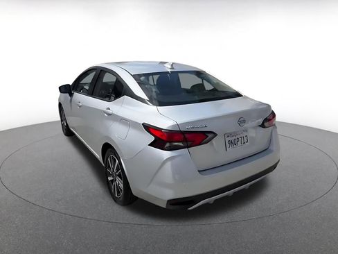 Used 2025 Nissan Versa SV image 11