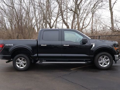 Used 2024 Ford F150 XLT w/ Mobile Office Package image 9