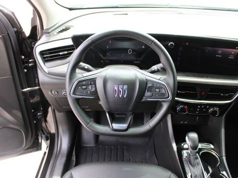 Used 2024 Buick Encore GX Sport Touring FWD image 17