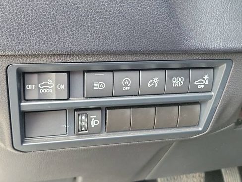 Used 2024 Toyota Tundra SR5 w/ SR5 Convenience Package AWD/4WD image 24