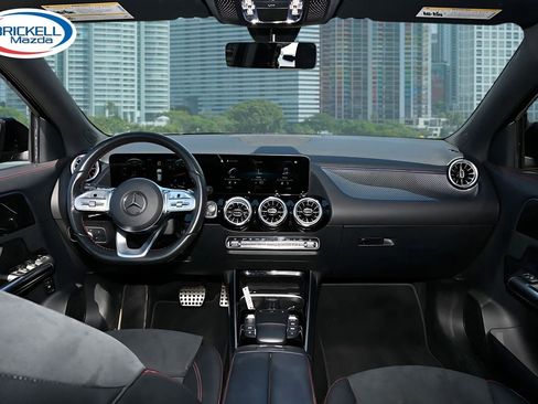 Used 2022 Mercedes-Benz GLA 250 image 8