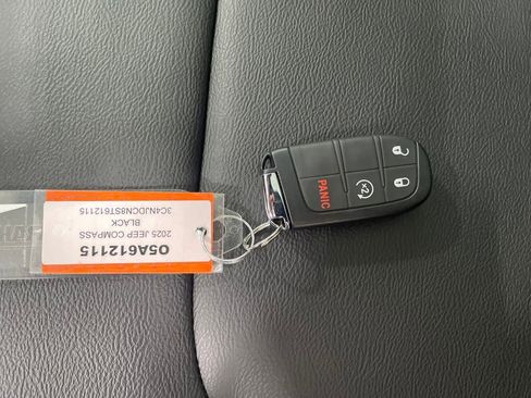 New 2025 Jeep Compass Limited w/ Sun & Sound Group image 20