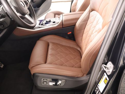 Used 2026 BMW X5 xDrive40i AWD/4WD image 11