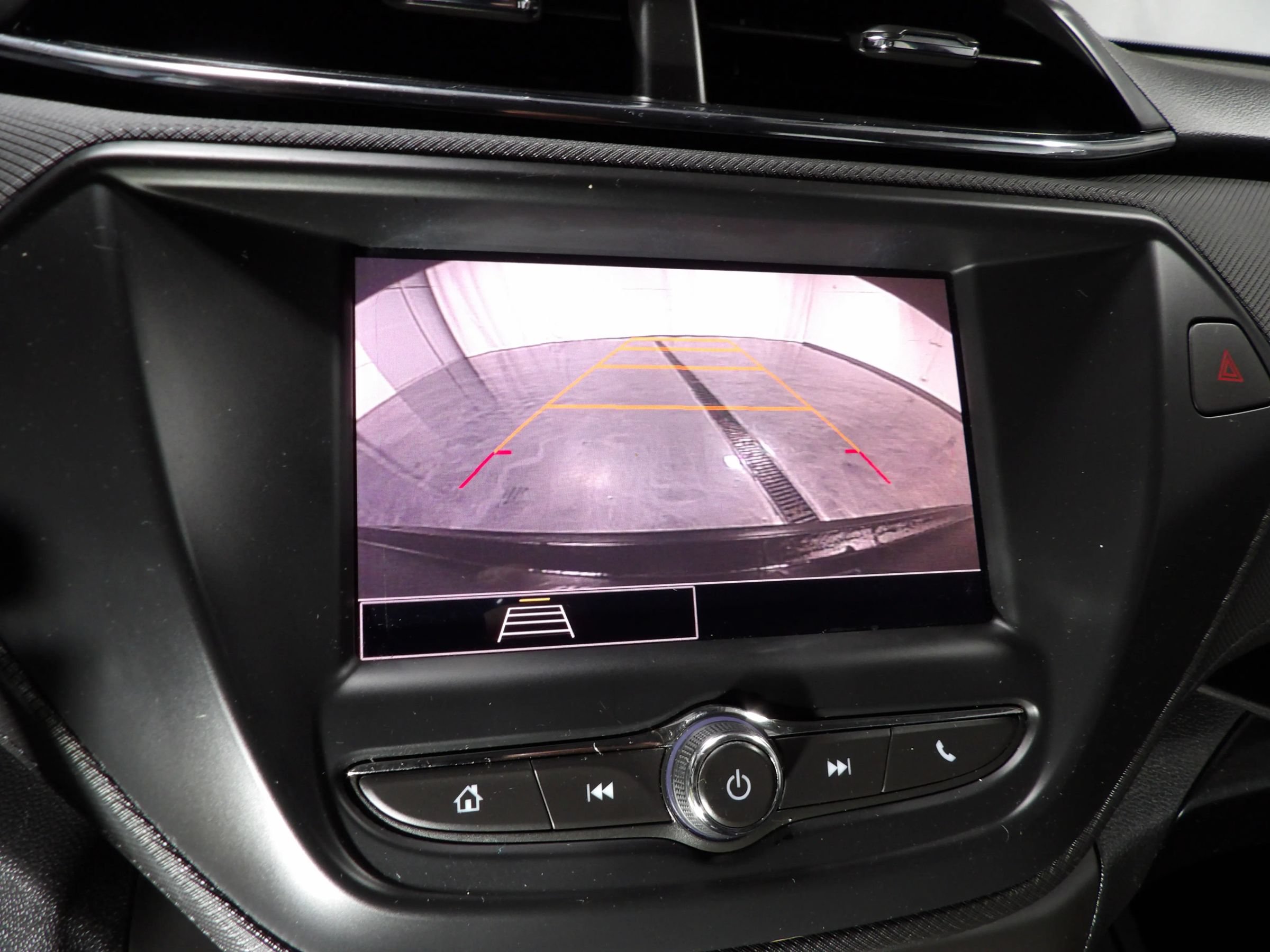 Used 2021 Chevrolet TrailBlazer LS FWD image 13