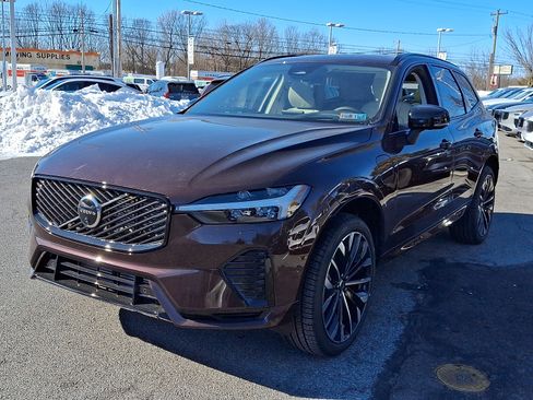 New 2026 Volvo XC60 T8 Ultra w/ Protection Package Premier image 2