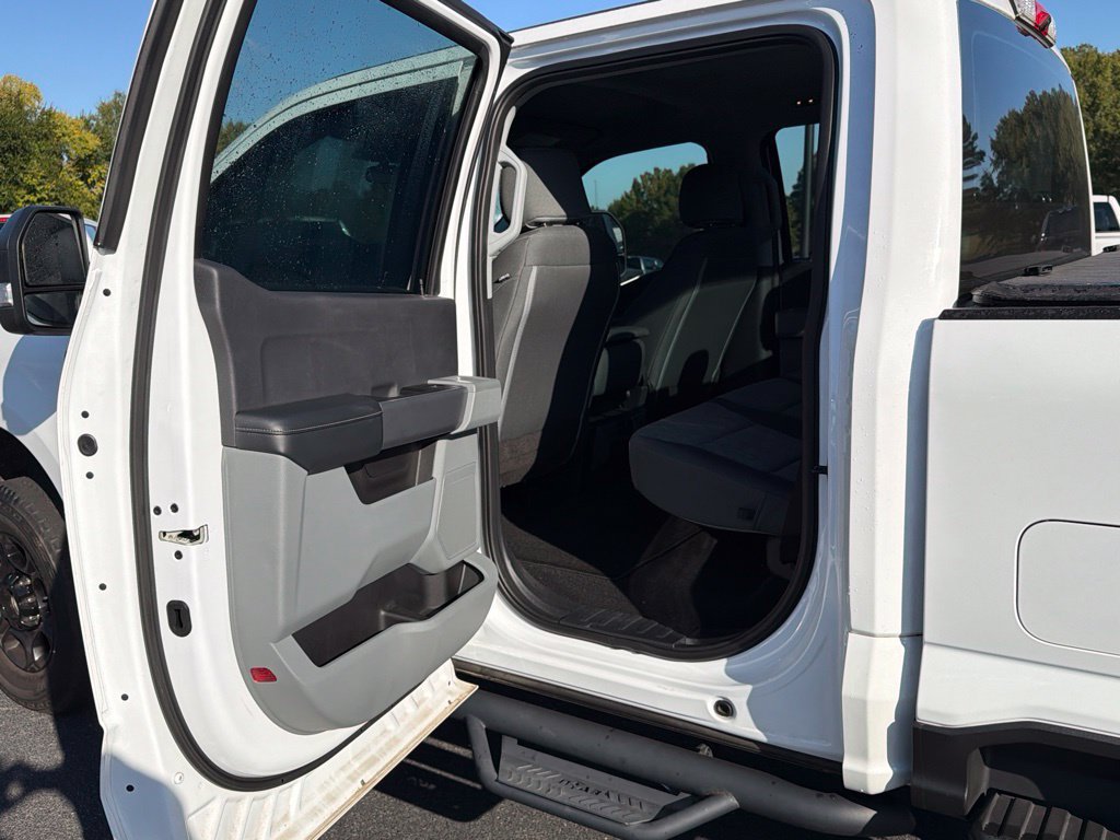 Used 2023 Ford F250 XL w/ STX Appearance Package AWD/4WD image 15