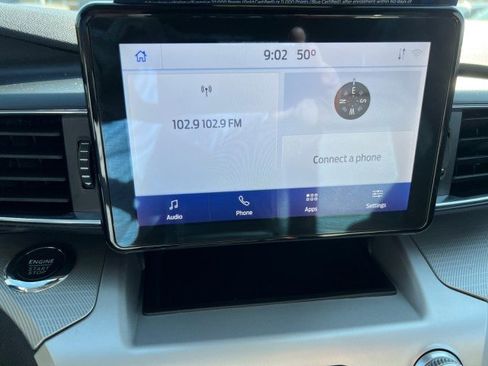 Certified 2022 Ford Explorer XLT w/ Equipment Group 202A image 12