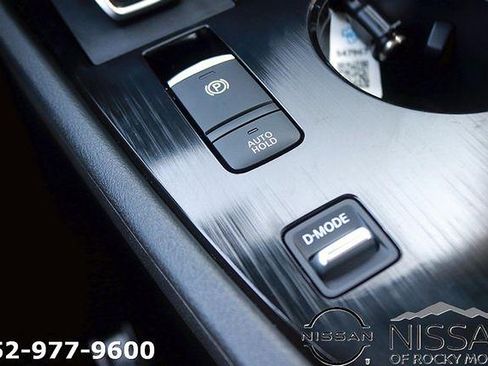 Certified 2026 Nissan Rogue Dark Armor FWD image 21