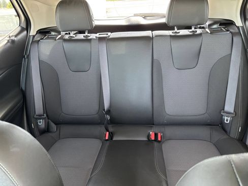 Used 2025 Buick Encore GX Preferred FWD image 37