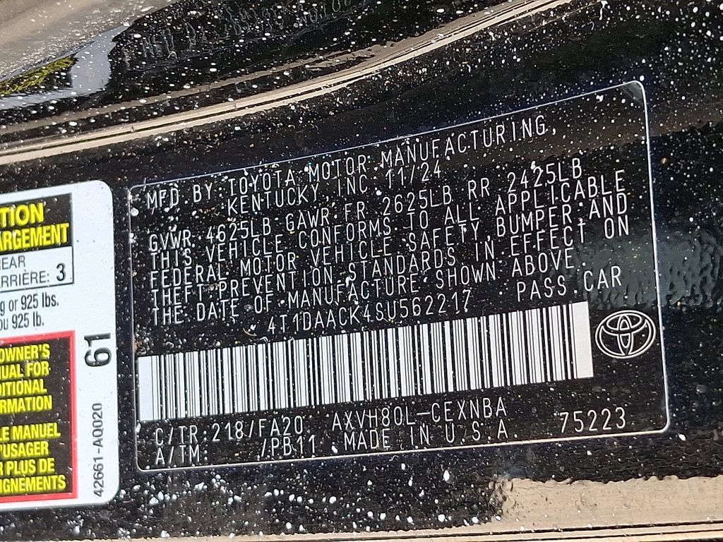 Used 2025 Toyota Camry LE FWD image 28