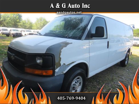 Used 2009 Chevrolet Express 2500 Extended RWD image 1