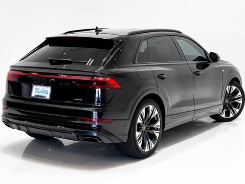 Used 2025 Audi Q8 Premium Plus w/ Premium Plus Package AWD/4WD image 29