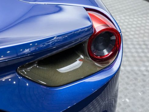 Used 2018 Ferrari 488 GTB image 57