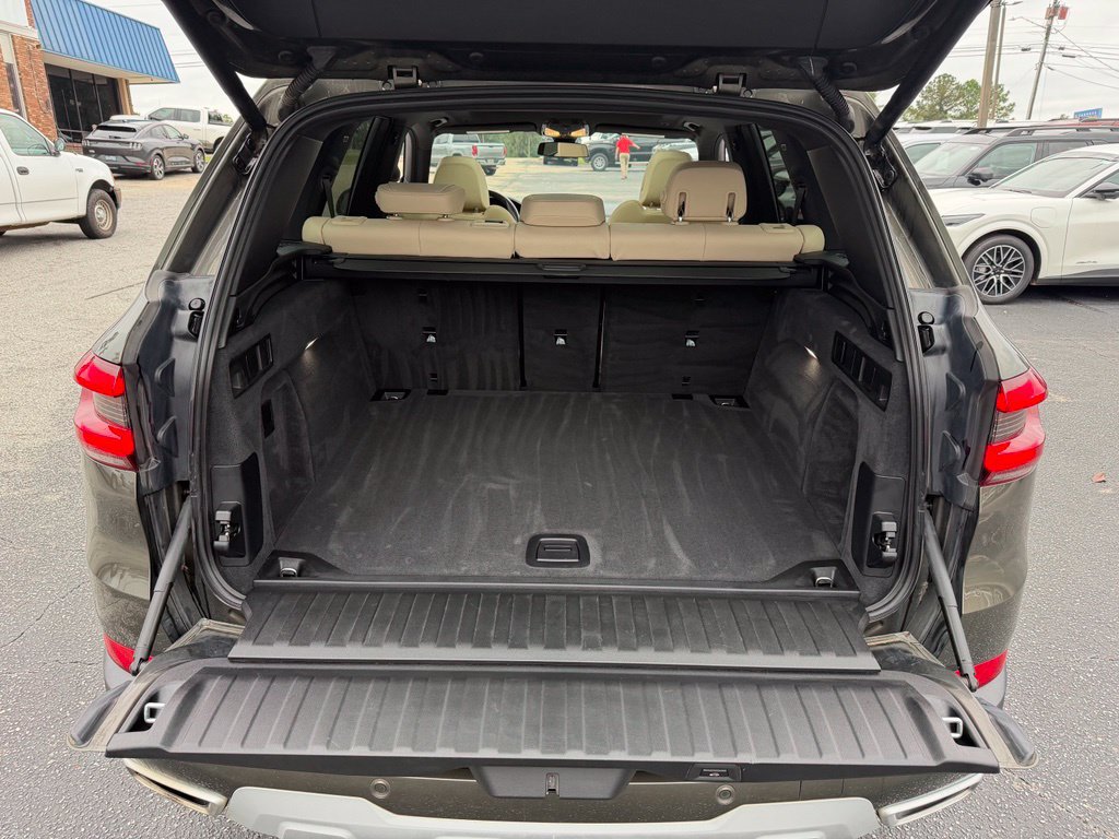 Used 2021 BMW X5 xDrive40i w/ Premium Package AWD/4WD image 26