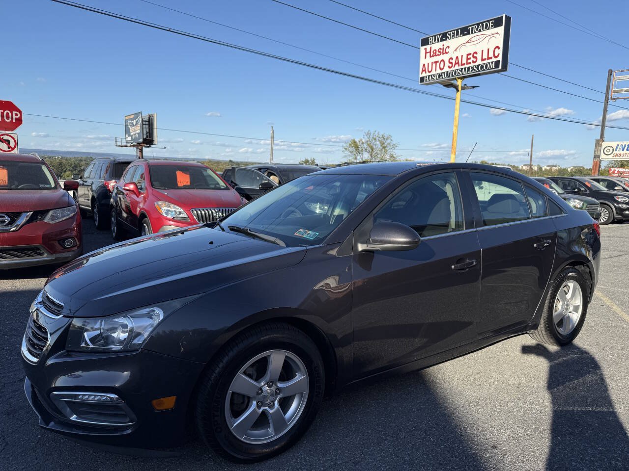 Used 2015 Chevrolet Cruze LT FWD image 2