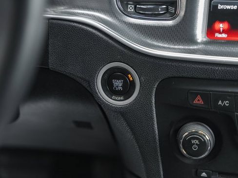 Used 2014 Dodge Charger R/T w/ Wheels & Tunes Group image 31