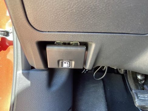 Used 2024 Nissan Sentra SV image 44