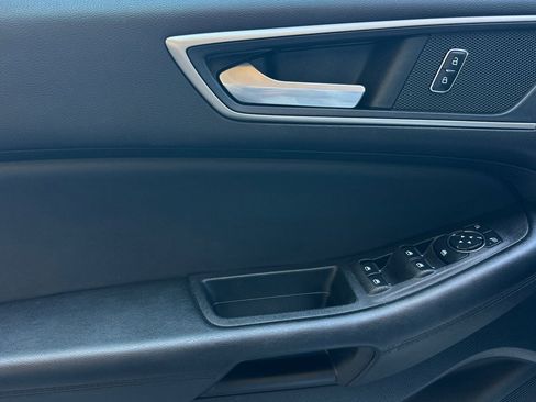 Certified 2023 Ford Edge SEL w/ Convenience Package AWD/4WD image 10