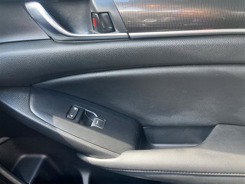 Used 2019 Honda Accord Sport image 21