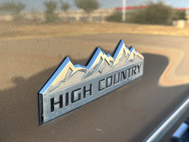 Used 2015 Chevrolet Silverado 2500 High Country w/ Duramax Plus Package AWD/4WD image 6