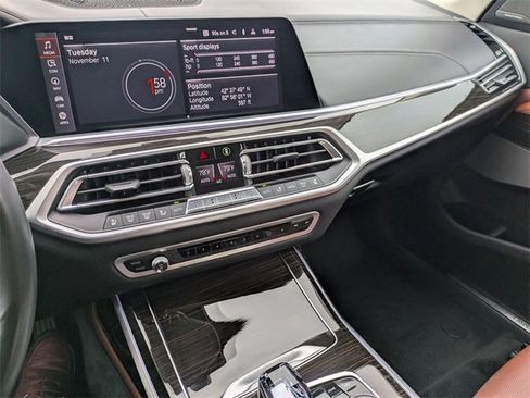 Used 2019 BMW X7 xDrive50i w/ Premium Package image 11