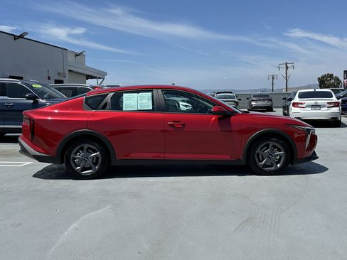 Used 2025 Kia K4 LXS image 9