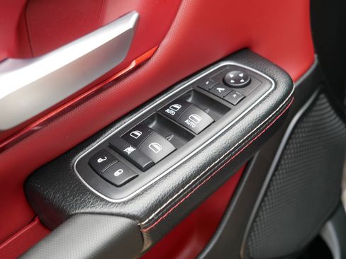 Used 2019 RAM 1500 Rebel w/ Rebel Level 2 Equipment Group AWD/4WD image 19