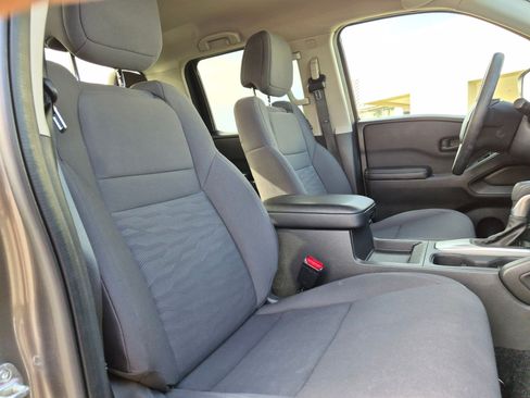 Used 2025 Nissan Frontier S AWD/4WD image 24