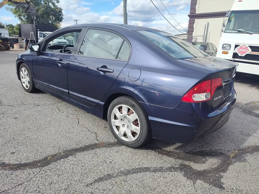 Used 2010 Honda Civic LX image 3