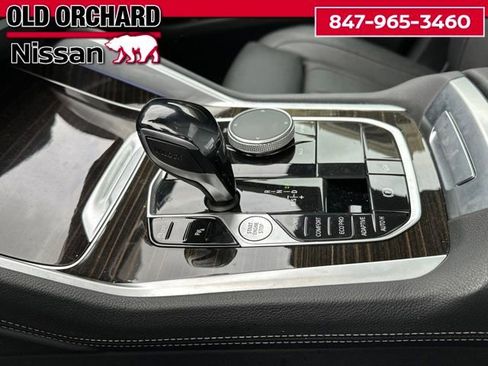 Used 2021 BMW X6 xDrive40i w/ M Sport Package image 17