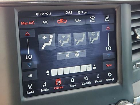 Used 2020 RAM 1500 Big Horn AWD/4WD image 23
