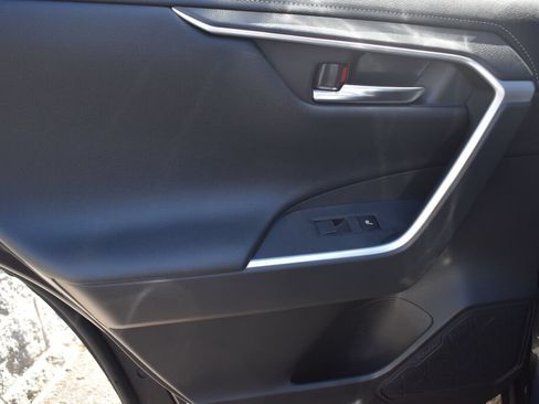 Certified 2021 Toyota RAV4 Limited AWD/4WD image 14