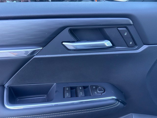 New 2027 GMC Acadia Elevation w/ Black Edition AWD/4WD image 10