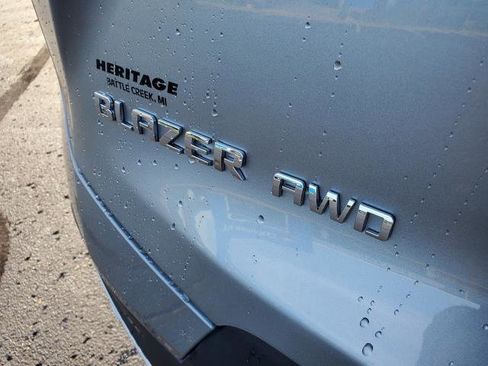 Used 2025 Chevrolet Blazer LT image 28