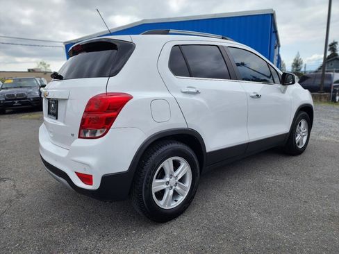Used 2018 Chevrolet Trax LT w/ Driver Confidence Package FWD image 5