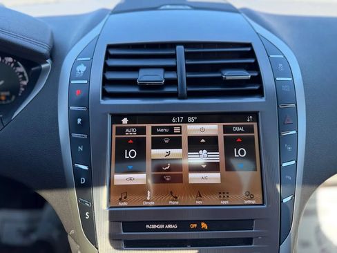 Used 2019 Lincoln MKZ Reserve FWD image 49
