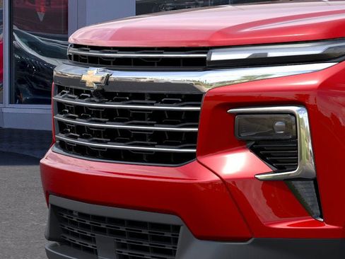 New 2026 Chevrolet Traverse LT w/ Sun and Wheel Package image 13